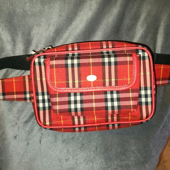 Burberry kangaroo bag - Picture 1 of 7